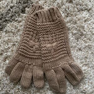 Knit gloves